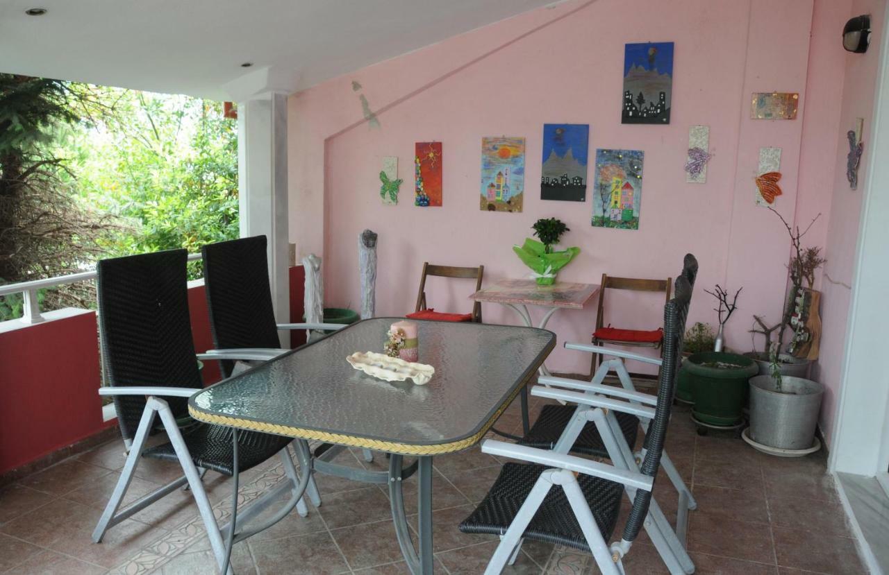 House Of Arts Apartment Pella  Bagian luar foto