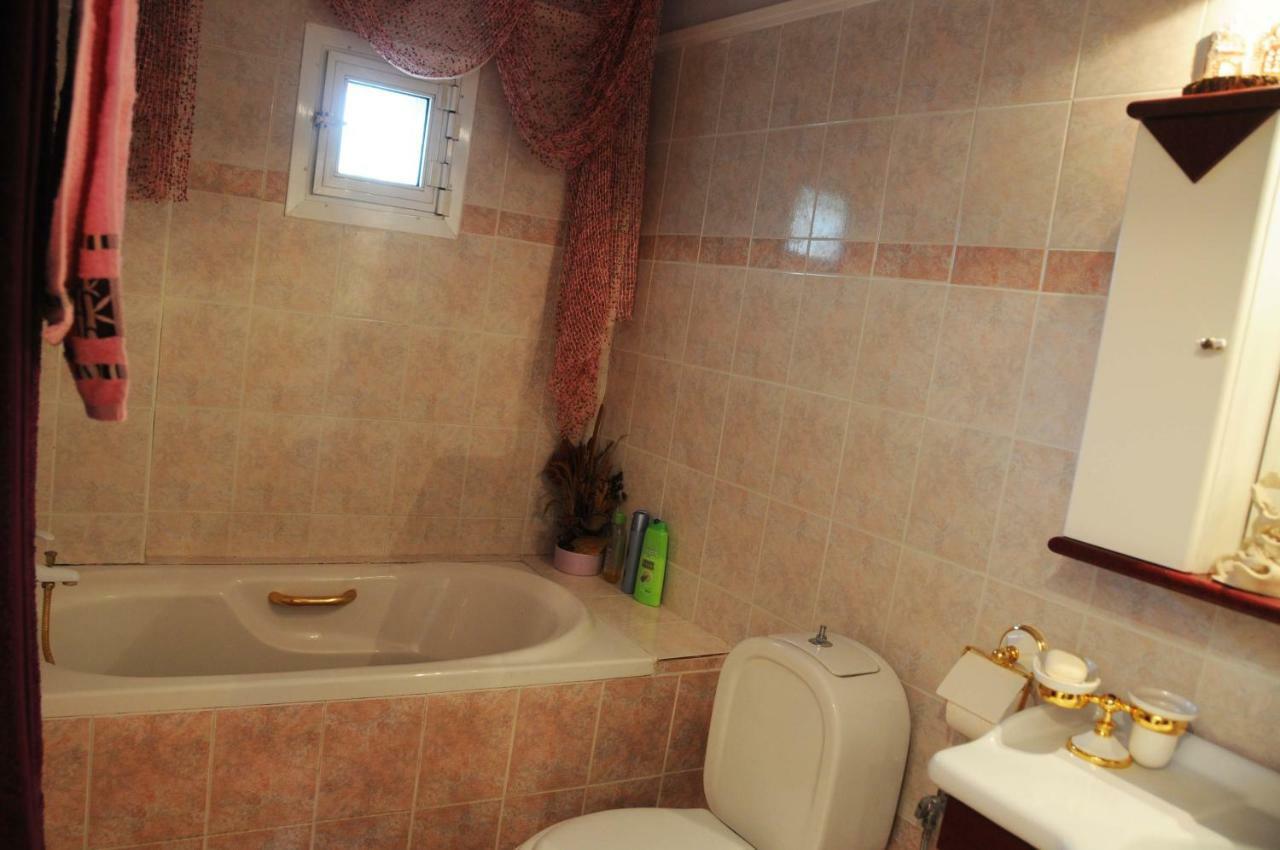 House Of Arts Apartment Pella  Bagian luar foto